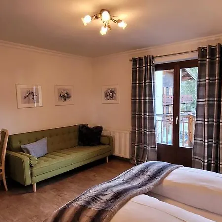 Guest house Montfort