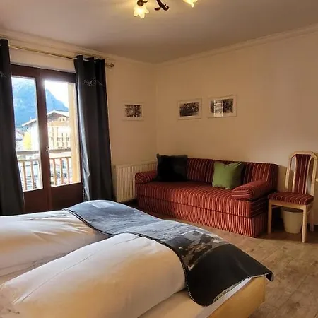Montfort Guest house