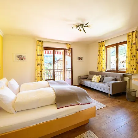 Guest house Montfort Lech am Arlberg